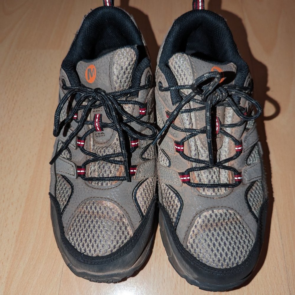 Boys Merrell Hiking Shoes Size 5 (UK 4; EUR36)